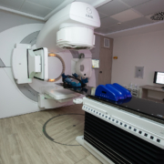 Radiotherapy treatment - first linear accelerator technology IMRT