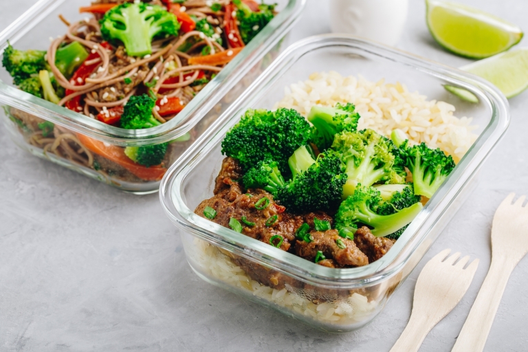 external radiotherapy - Meal prep lunch box containers with quinoa